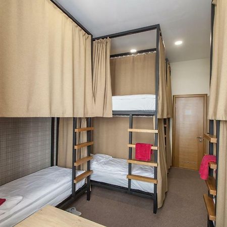 Nap & Rest Hostel Kiev Bagian luar foto